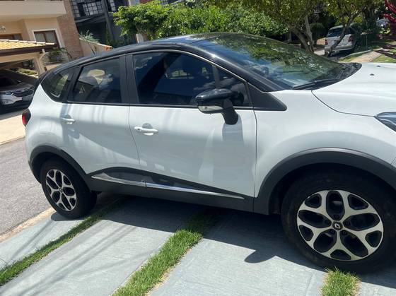 RENAULT CAPTUR 1.6 16V SCE FLEX ZEN X-TRONIC